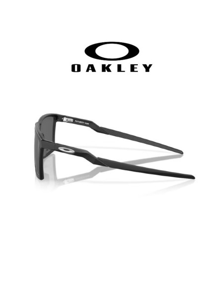 Oakley Futurity sun OO 948201 - 147,10 € | Óptica Hispania