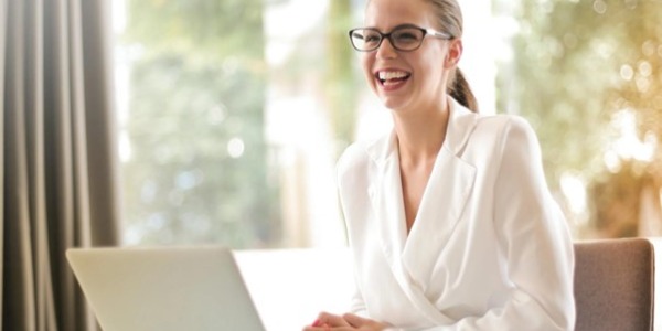 Ejercicios para cuidar la vista si teletrabajas