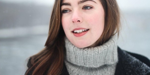 Cómo lidiar con las molestias de las lentillas los días de frío: soluciones